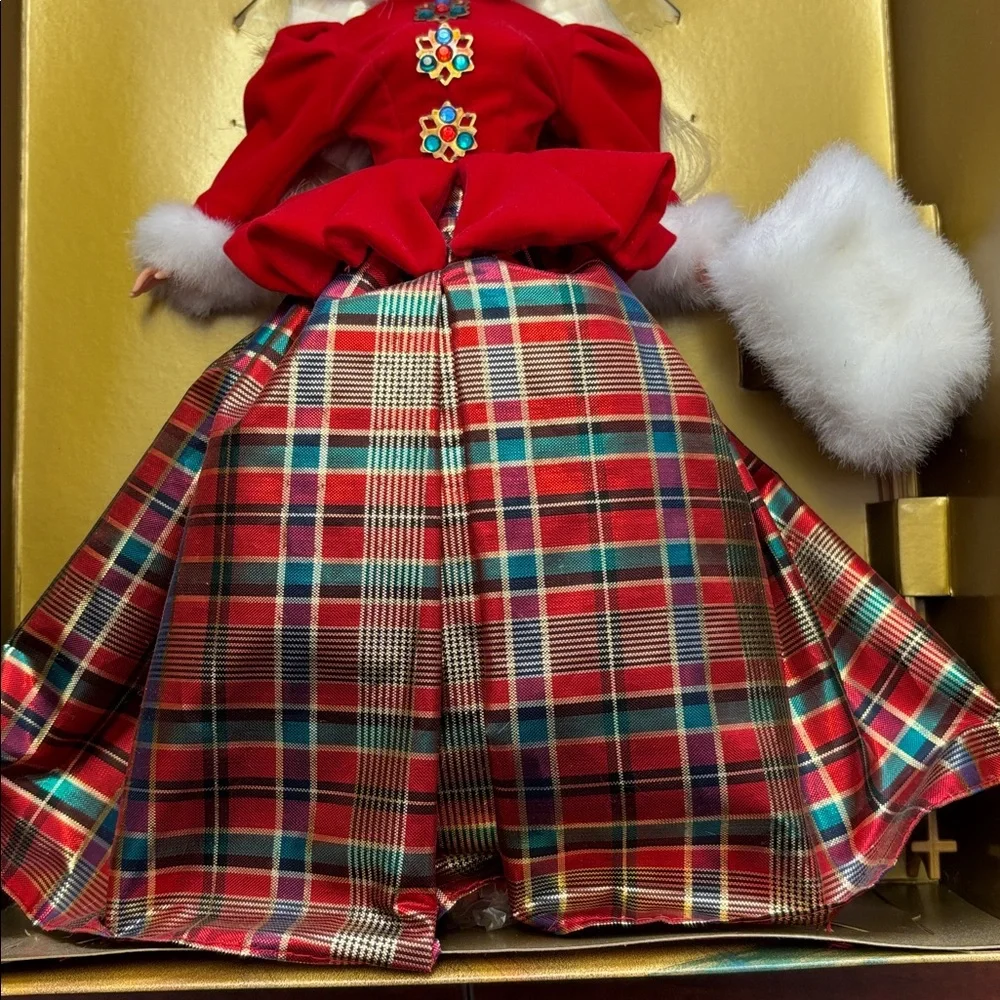 1996 Jewel Princess Barbie Red Blue Green Plaid Holiday Doll in Box
